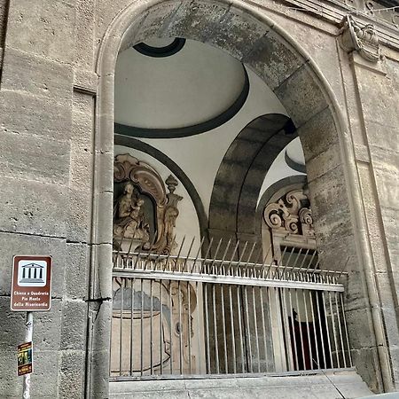 'A Room De' Scugnizzi Napoli Exterior foto