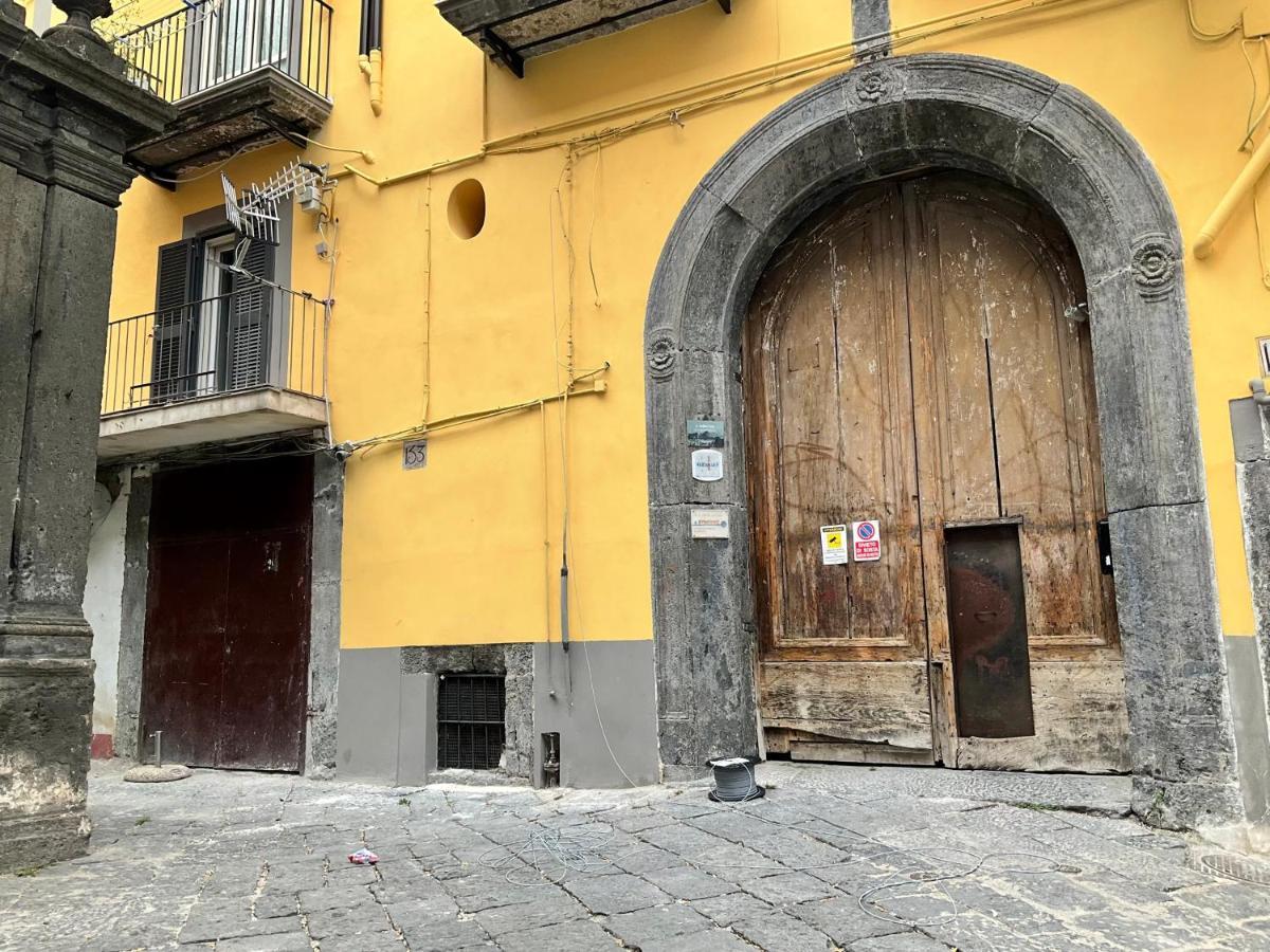 'A Room De' Scugnizzi Napoli Exterior foto