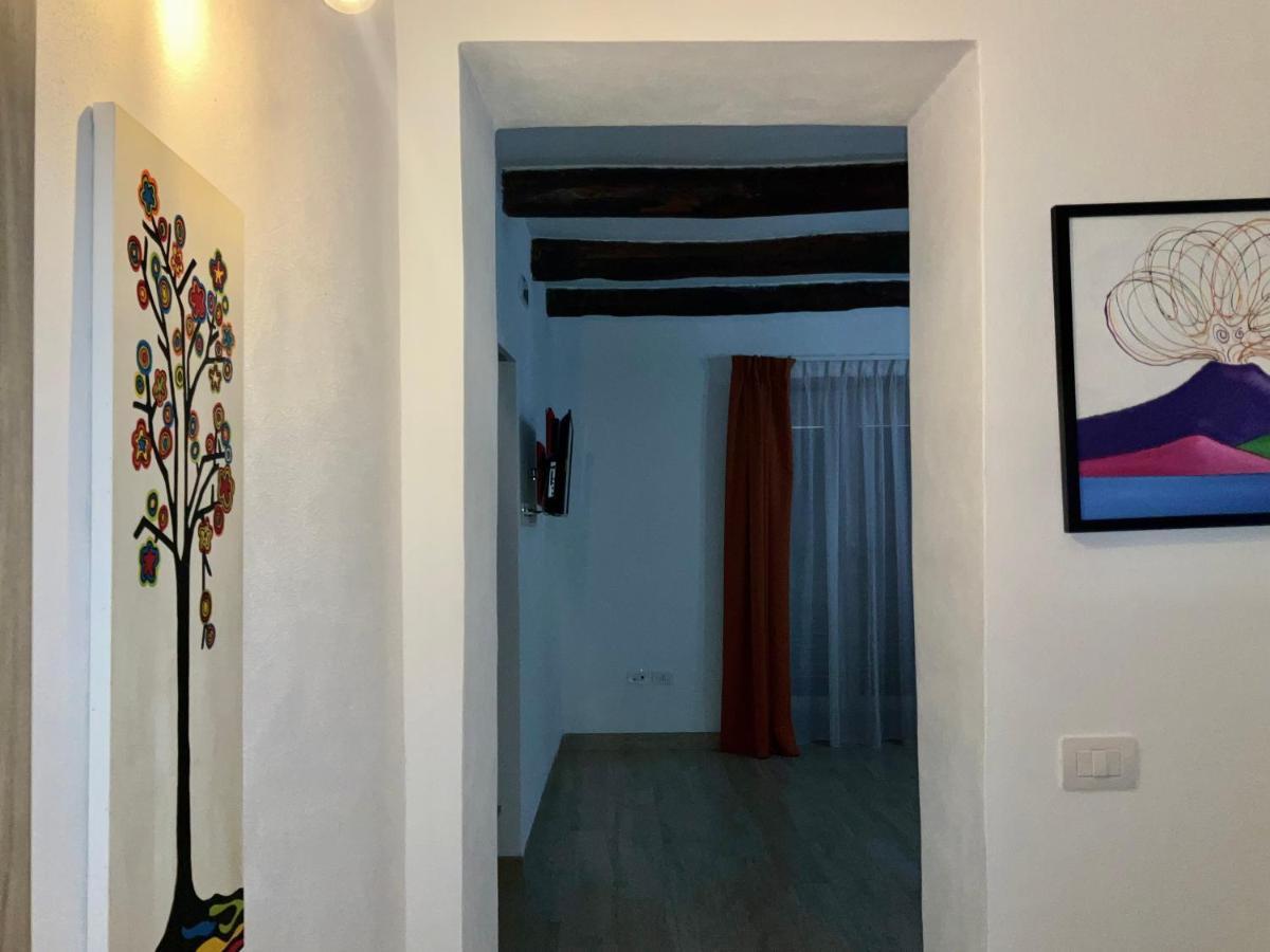 'A Room De' Scugnizzi Napoli Exterior foto