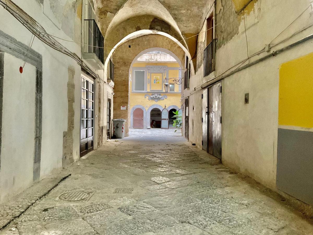 'A Room De' Scugnizzi Napoli Exterior foto