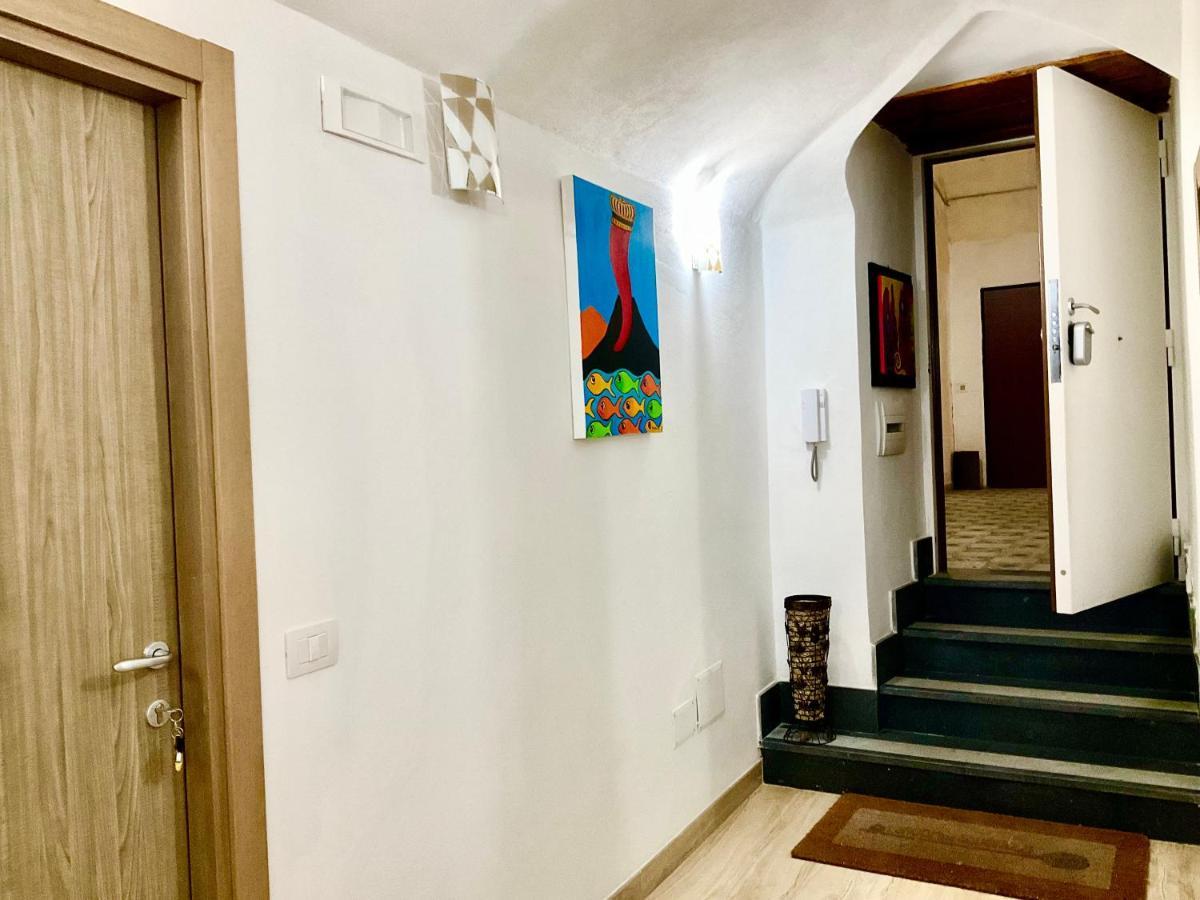 'A Room De' Scugnizzi Napoli Exterior foto