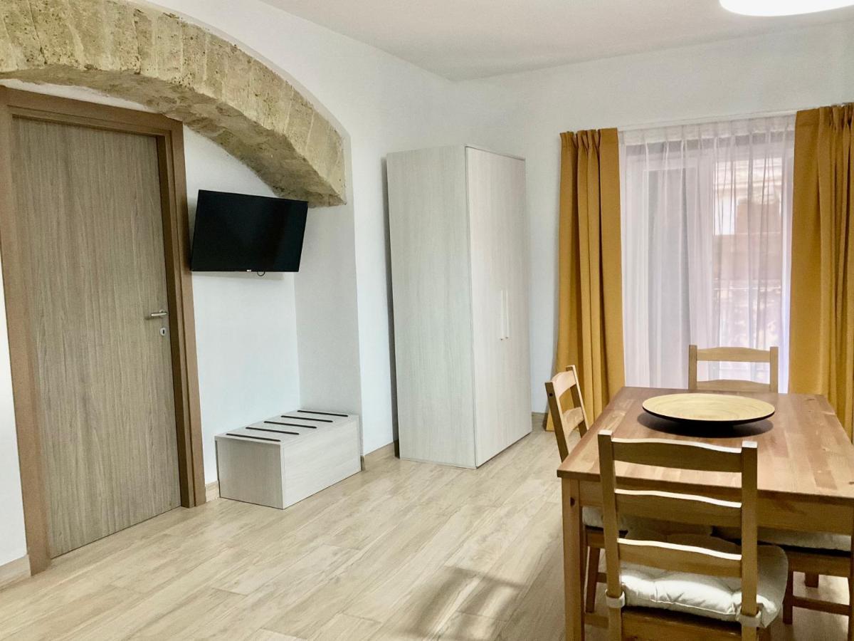 'A Room De' Scugnizzi Napoli Exterior foto