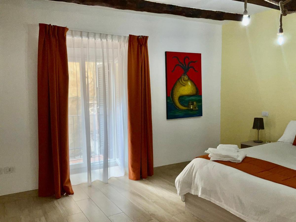 'A Room De' Scugnizzi Napoli Exterior foto
