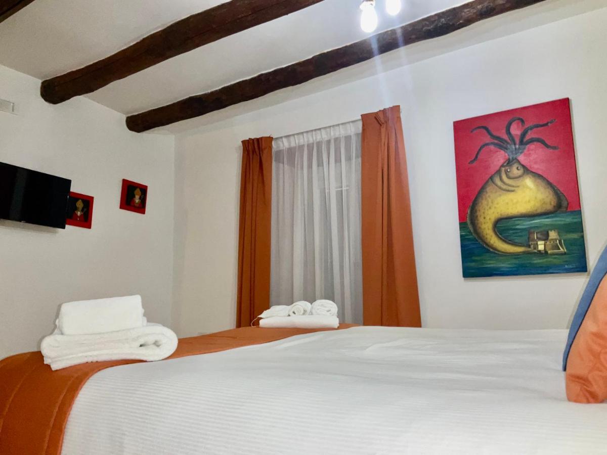 'A Room De' Scugnizzi Napoli Exterior foto